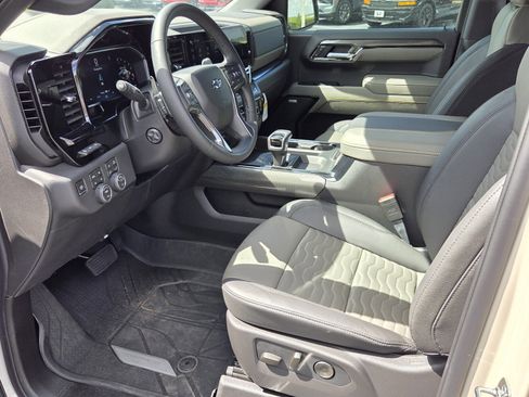 New 2026 Chevrolet Silverado 1500 ZR2 AWD/4WD image 6