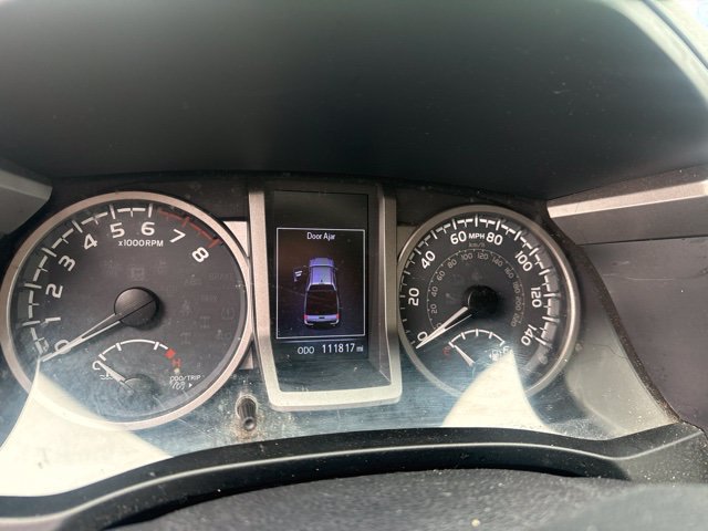 Used 2017 Toyota Tacoma SR5 w/ Tow Package AWD/4WD image 41