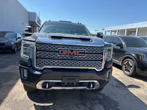 Used 2021 GMC Sierra 2500 Denali w/ Denali Ultimate Package image 3