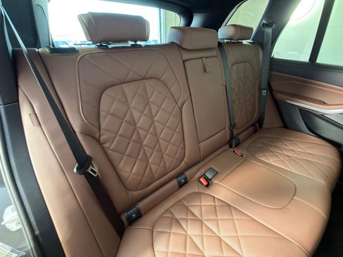 Used 2026 BMW X5 sDrive40i w/ Premium Package image 31