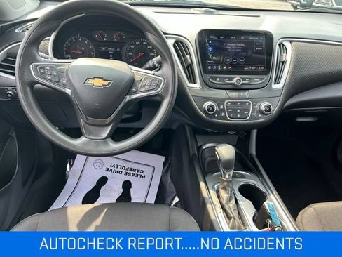 Certified 2024 Chevrolet Malibu LT FWD image 2