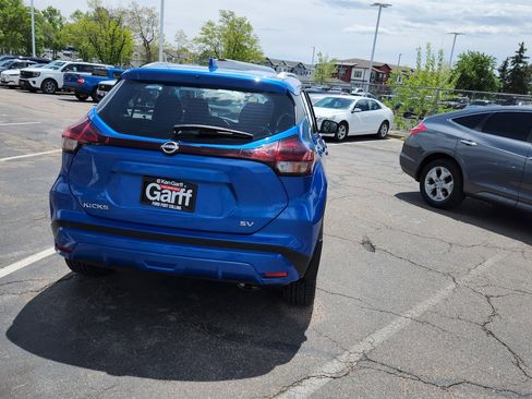Used 2022 Nissan Kicks SV FWD image 11