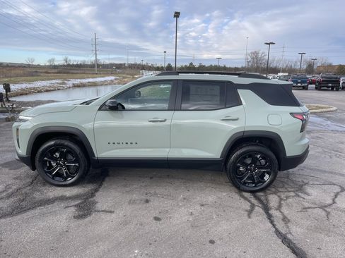 New 2026 Chevrolet Equinox LT w/ Midnight Edition image 4