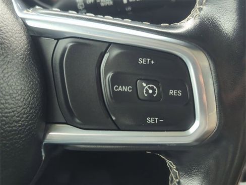 Used 2022 Jeep Wrangler Unlimited Sahara w/ Cold Weather Group image 14