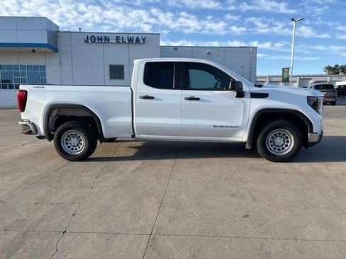 Used 2023 GMC Sierra 1500 Pro w/ Pro Value Package AWD/4WD image 4
