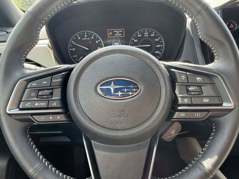Used 2025 Subaru Forester Limited AWD/4WD image 17