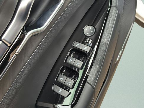 New 2025 Kia Sportage X-Pro Prestige AWD/4WD image 19