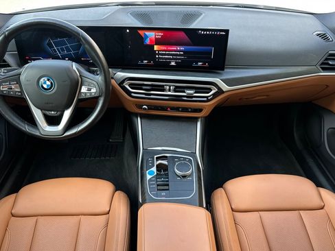 Used 2023 BMW i4 eDrive35 w/ Premium Package RWD image 12