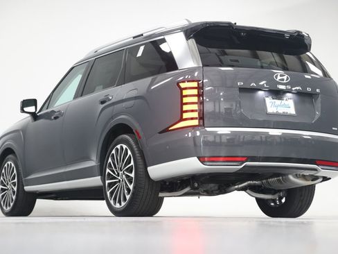 New 2026 Hyundai Palisade Calligraphy FWD image 10