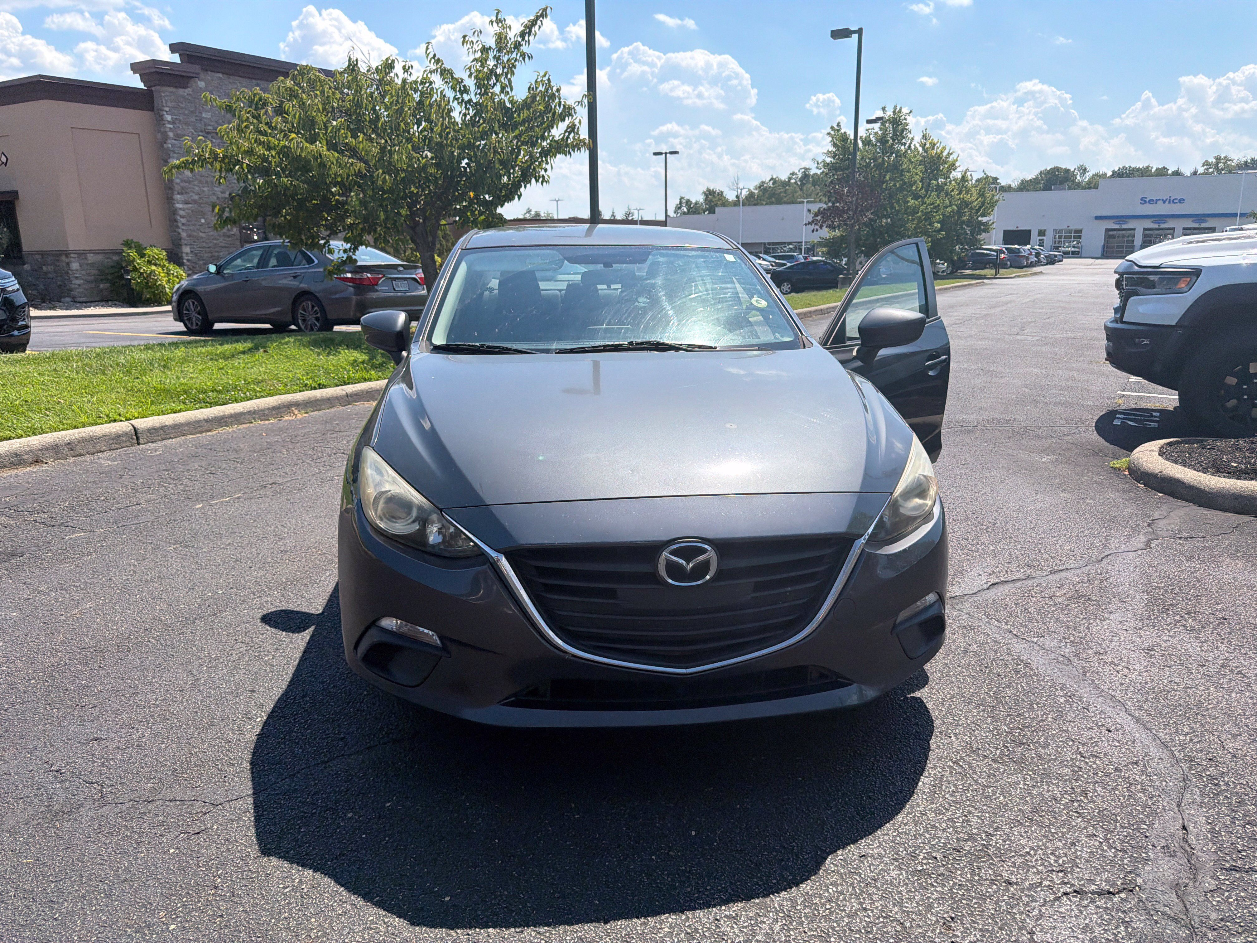 Used 2016 MAZDA MAZDA3 i Sport FWD image 9