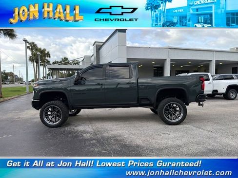 Used 2025 Chevrolet Silverado 2500 LTZ w/ Trail Boss Package AWD/4WD image 5