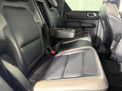 Used 2025 Ford Bronco Outer Banks AWD/4WD image 28