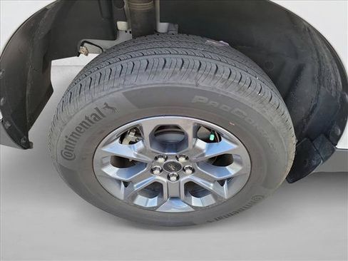 Used 2025 Ford Maverick XLT w/ XLT Luxury Package FWD image 12