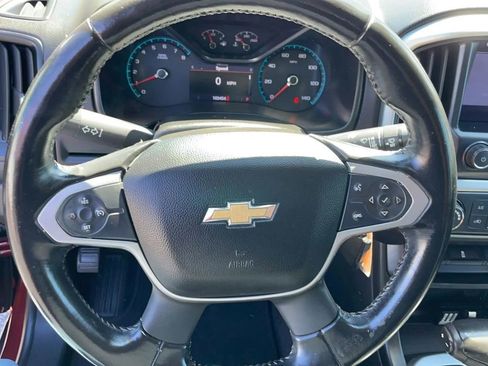 Used 2019 Chevrolet Colorado LT w/ LT Convenience Package RWD image 10