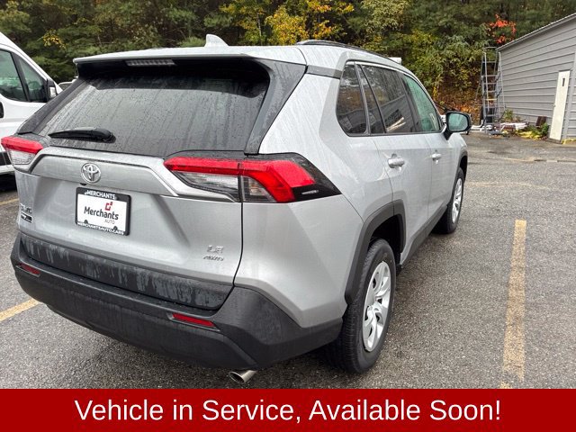 Used 2021 Toyota RAV4 LE AWD/4WD image 7