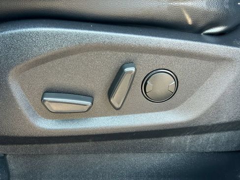 Used 2024 Ford Edge SEL AWD/4WD image 24