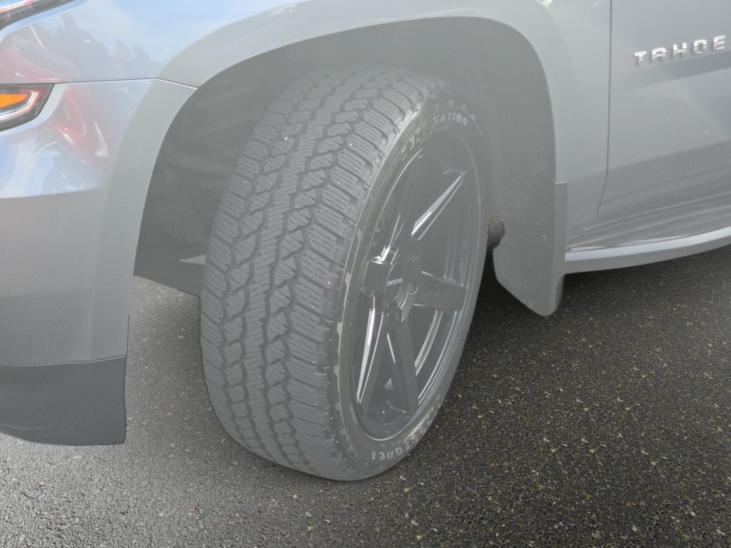 Used 2020 Chevrolet Tahoe LT w/ Luxury Package AWD/4WD image 36
