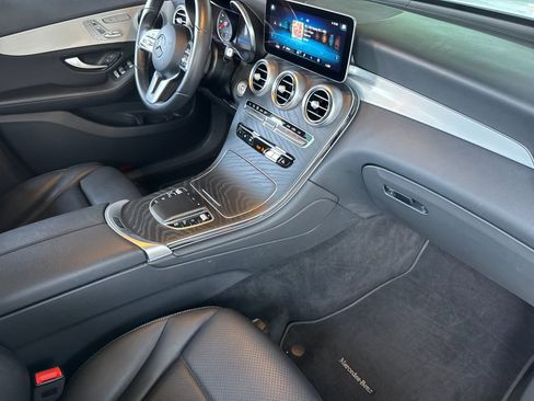 Certified 2022 Mercedes-Benz GLC 300 image 18