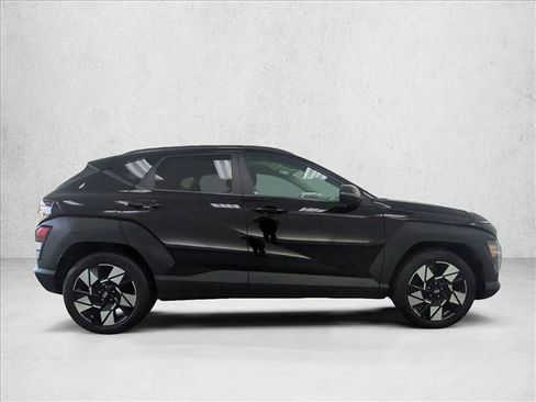 Certified 2024 Hyundai Kona SEL FWD image 4