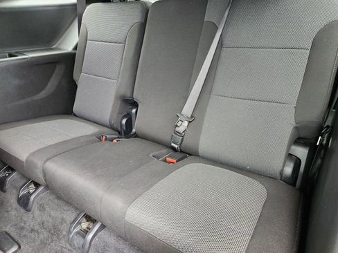 Certified 2023 Chevrolet Traverse LT image 32