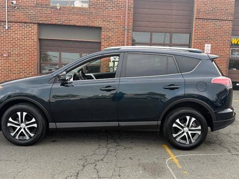 Used 2017 Toyota RAV4 LE image 17