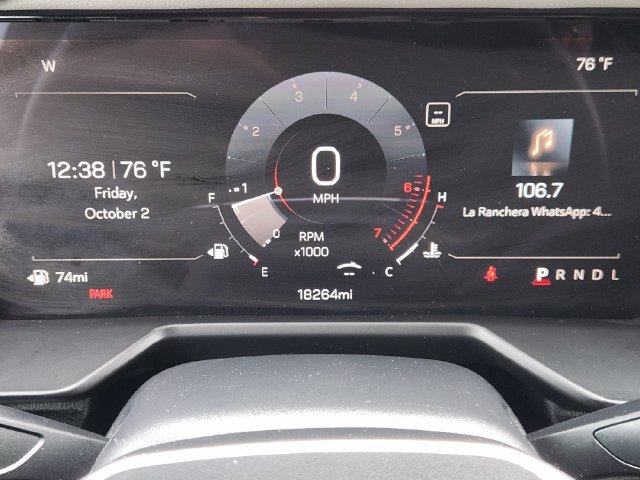 Used 2026 GMC Acadia Elevation FWD image 17