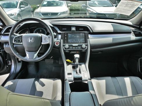 Used 2018 Honda Civic EX-L image 19