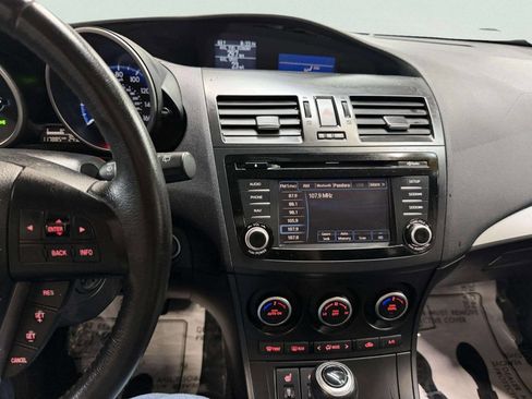 Used 2013 MAZDA MAZDA3 i Grand Touring image 37