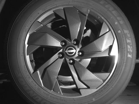 Used 2025 Nissan Rogue SV AWD/4WD image 14