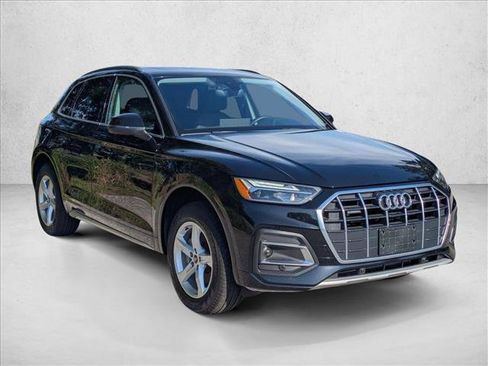 Used 2021 Audi Q5 2.0T Premium w/ Convenience Package AWD/4WD image 3