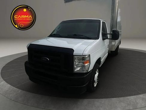 Used 2022 Ford E-350 and Econoline 350 Super Duty w/ Power Windows & Locks Group RWD image 50