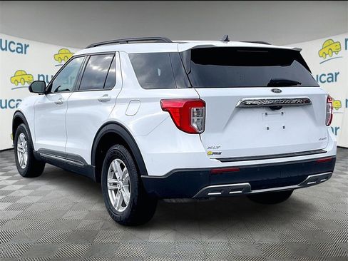 Used 2023 Ford Explorer XLT w/ Equipment Group 202A image 4