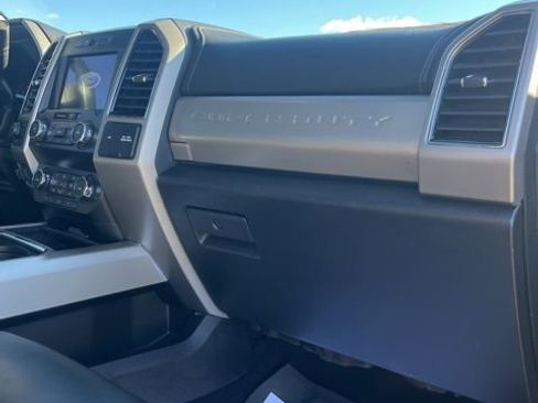 Used 2021 Ford F250 Lariat image 26