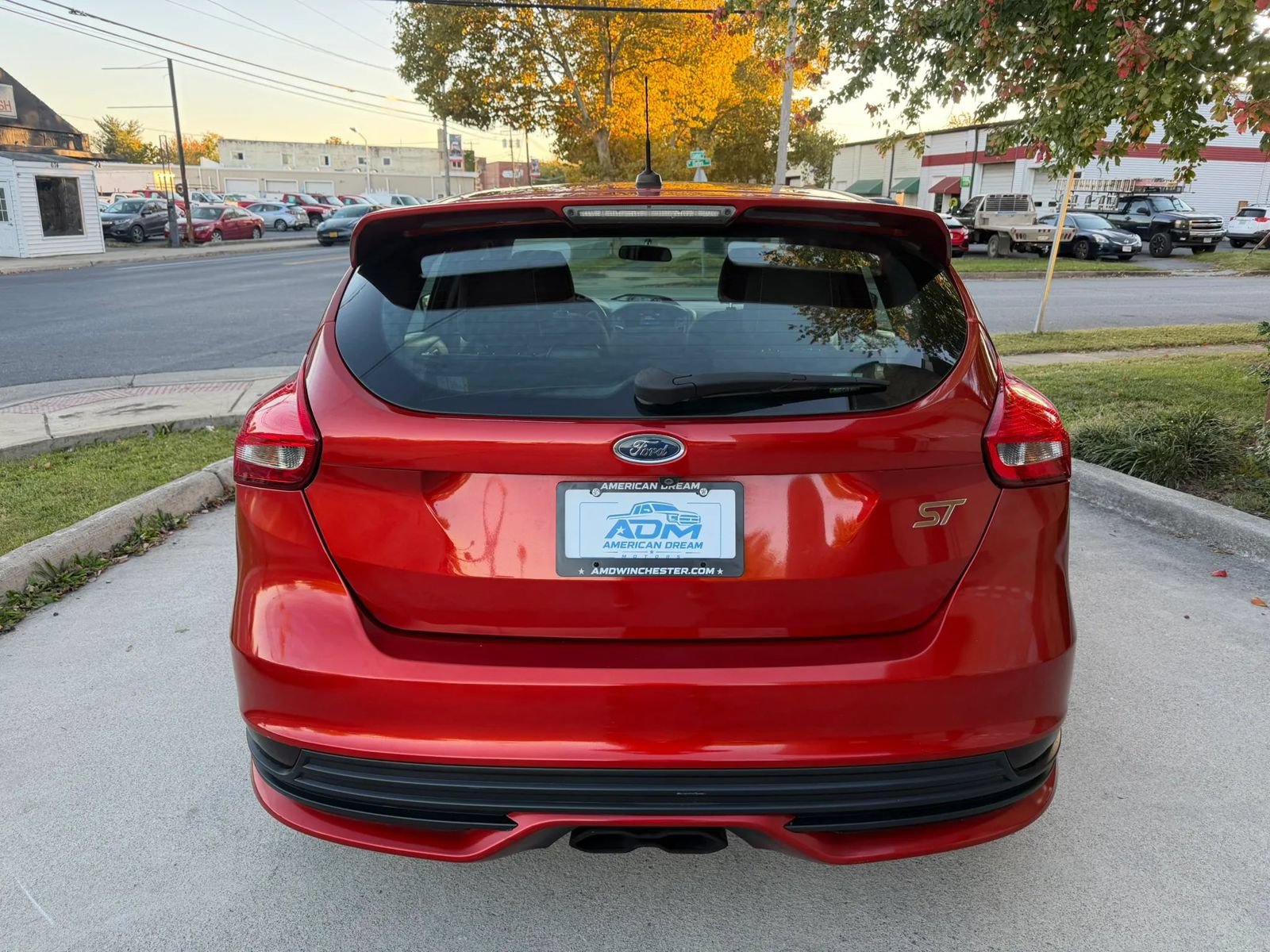Used 2018 Ford Focus ST FWD image 7