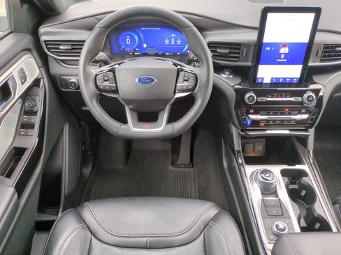 Used 2021 Ford Explorer ST w/ Equipment Group 401A AWD/4WD image 12