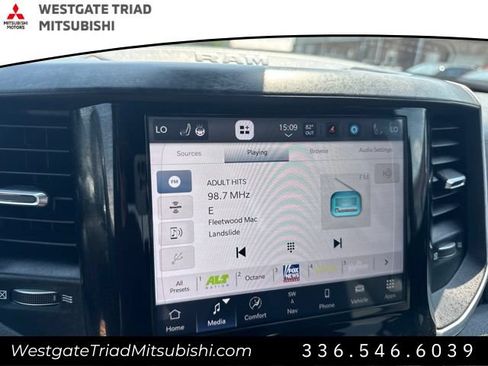 Used 2022 RAM 1500 Big Horn AWD/4WD image 14