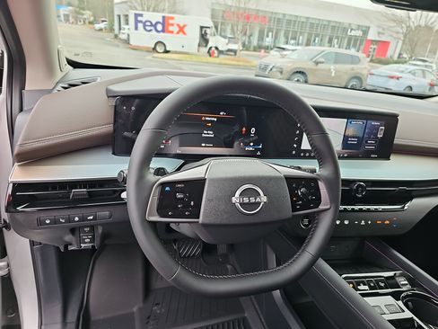 New 2025 Nissan Murano Platinum w/ Cargo Package image 16