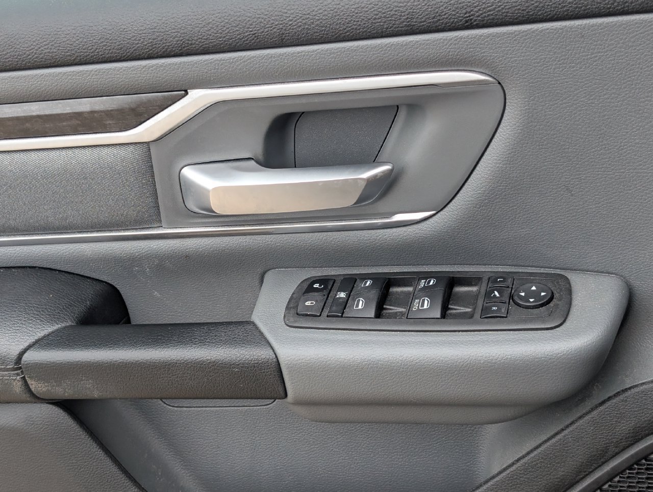 Used 2022 RAM 1500 Lone Star RWD image 24