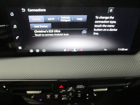 Used 2026 Nissan Kicks SR w/ SR Premium Package image 27