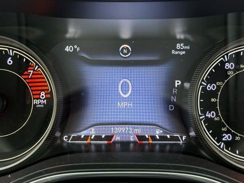 Used 2019 Jeep Cherokee Limited image 16