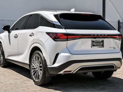 Used 2024 Lexus RX 350 AWD w/ Convenience Package image 10