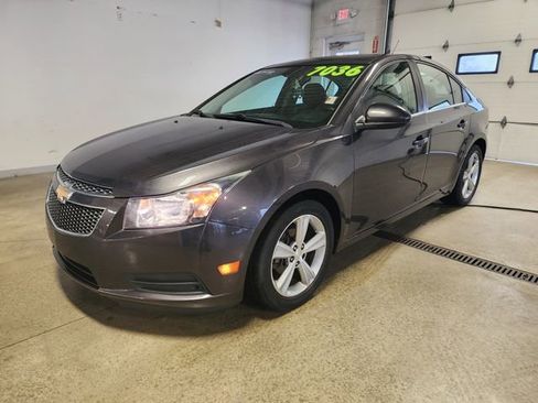 Used 2014 Chevrolet Cruze LT image 8