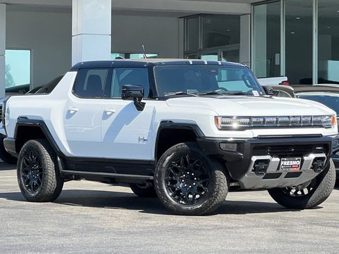 New 2026 GMC Hummer EV 4x4 Crew Cab image 2