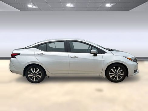 Certified 2025 Nissan Versa SV w/ Trunk Package FWD image 8