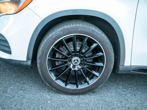 Used 2018 Mercedes-Benz GLA 250 image 11