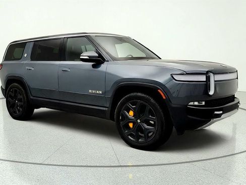 Used 2023 Rivian R1S Adventure AWD/4WD image 3