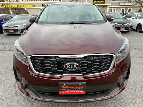 Used 2019 Kia Sorento AWD image 3