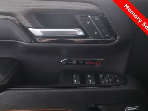 Used 2022 GMC Sierra 1500 AT4 w/ AT4 Preferred Package AWD/4WD image 20