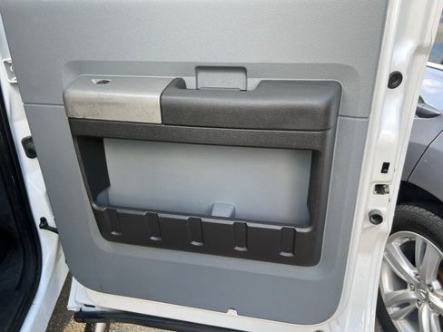 Used 2014 Ford F350 XLT w/ FX4 4x4 Off Road Package image 29