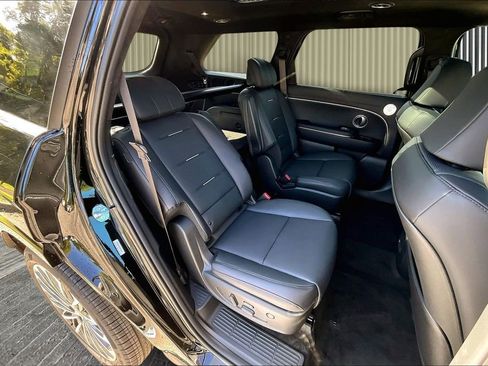 New 2026 Hyundai Palisade Calligraphy FWD image 11